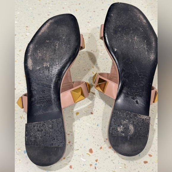 VALENTINO FLAT ROMAN STUD CALFSKIN SLIDE SANDAL - Picture 10 of 13